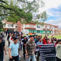त्रि.वि–अखिल (क्रान्तिकारी)बीच सहमति : आन्दोलन सफल, विद्यार्थीलाई शुल्कमा राहत Image