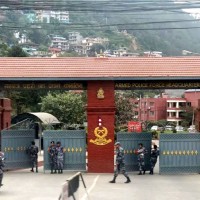 फागुन २१ को चुनावका लागि सशस्त्र प्रहरी अलर्ट,  बिदा र राजीनामा रोक Image