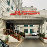 १० महिनामा सरकारद्वारा ३ खर्बभन्दा बढी ऋण भुक्तानी, कूल ऋण २६ खर्ब नाघ्यो Image