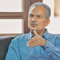 संसद्लाई अल्झाउँदा लोकतन्त्रलाई नोक्सान पुगेको छः पूर्वप्रधानमन्त्री भट्टराई Image
