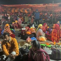 देवघाटमा पितृउद्धारको कामनासहित शतबीज छर्न भक्तजनको भीड Image