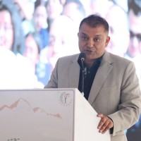 महामन्त्री थापा विशेष महाधिवेशनको दस्तावेज तयार पार्न हिडे धुलिखेल Image