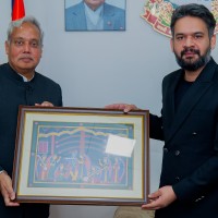 भारतीय राजदूत  श्रीवास्तवले दिए प्रधानमन्त्री वालेनलाई मोदीको सन्देश Image