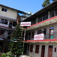 ९ वर्षपछि टुंगियो काठेखोला गाउँपालिकाको केन्द्र, आमपाटामा बन्ने भयो नयाँ भवन Image