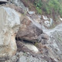 वर्षाले नारायणघाट–बुटवल सडक र कान्ति लोकपथ अवरुद्ध Image