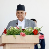 सङ्घीय निजामती सेवा ऐन नआउँदा प्रशासनिक क्षेत्र भताभुङ्ग भयो : अध्यक्ष  रेग्मी Image