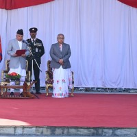 नवनियुक्त मधेश प्रदेश प्रमुख सुरेन्द्र लाभ कर्णले लिए सपथ Image