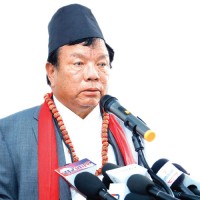 सामुदायिक विद्यालयमा कम्प्युटर शिक्षकको दरबन्दी अनिवार्य गर्न मन्त्री पुनको निर्देशन Image