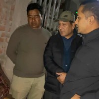 नेता महरले बुवा भेटेपछि रबिन्द्र ढाँटले भने बुवासँको फोटो फेसबुकमा नराख्नु Image