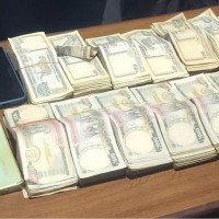 किराना पसलबाट १२ लाख बढी नगद र गाँजा बरामद Image