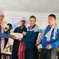 नौमुले अध्यक्ष सुवेदीको प्रशंसनीय कार्य, आफ्नै सेवा–सुविधाको रकमबाट विद्यार्थी र शिक्षक सम्मानित Image