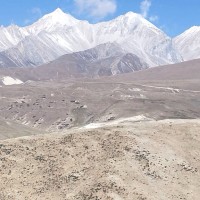 मुस्ताङको न्हेछुङ्ग माथिको डाँडाबाट दक्षिणमा देखिएको धौलागिरि –नीलगिरि हिमशृङ्खला Image