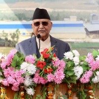 प्रधानमन्त्री निवास बालुवाटारमा प्रदर्शनकारीको प्रवेश, अज्ञातस्थलतर्फ लागे ओली Image