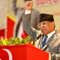 गणतन्त्र जोगाउन फेरि ठूलो आन्दोलनको तयारी गर्नुहोस् - प्रचण्ड Image