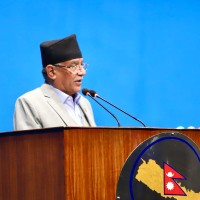 संसदमा भोलि प्रचण्ड बोल्दै, माओवादीका सांसदहरूलाई उपस्थितिका लागि निर्देशन Image
