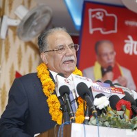 राजावादी आन्दोलनविरुद्ध सशक्त प्रतिवाद गर्न प्रचण्डको आह्वान Image