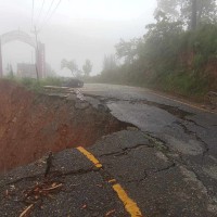 राजमार्ग अपडेटः यी सातवटा सडक पूर्ण रूपमा अवरुद्ध Image