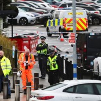 बेलायतमा रेलभित्र छुरा प्रहार, ९ जना गम्भीर घाइते Image